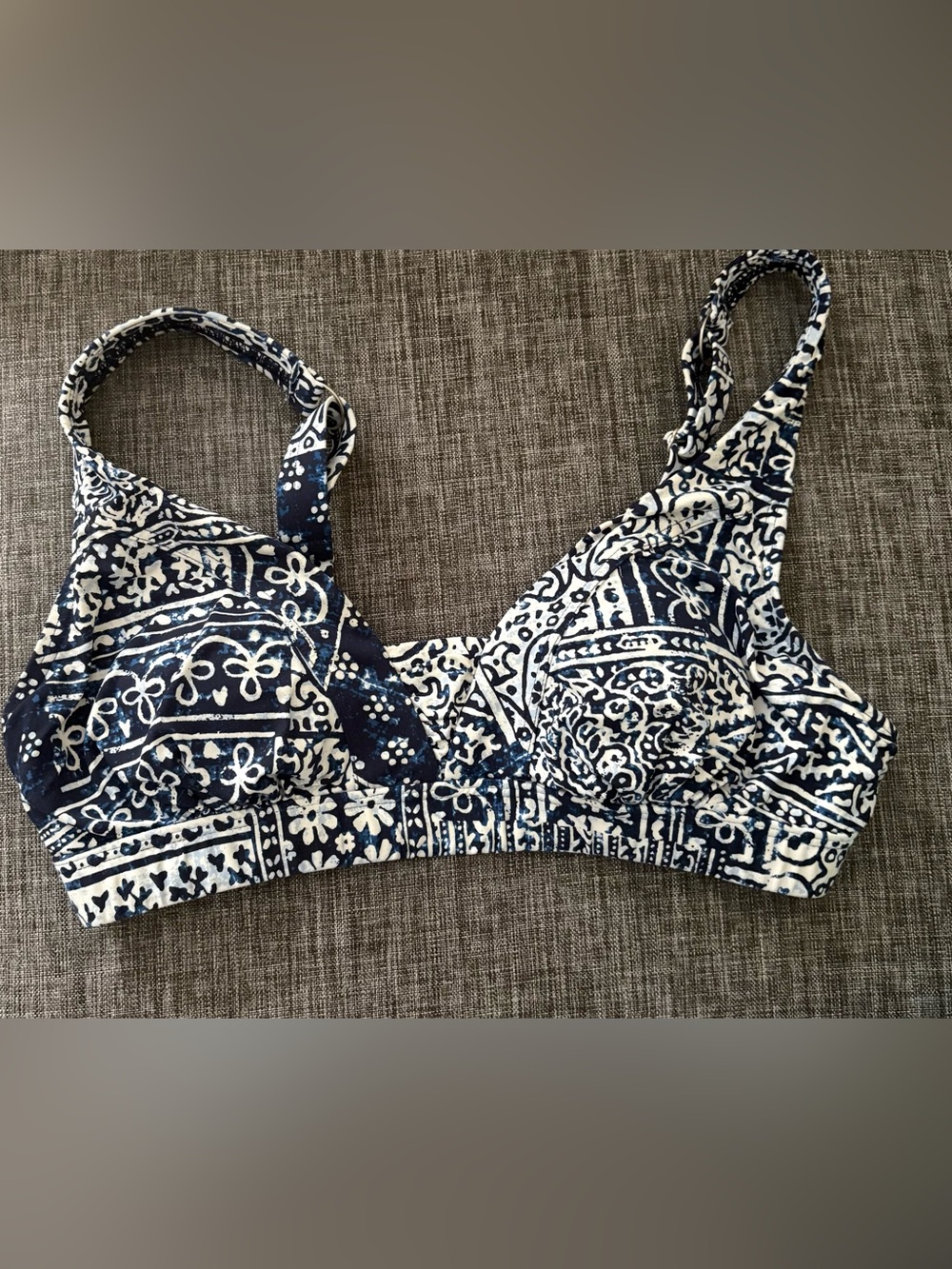 Lands' End Navy and White Printed bathing suit top. Size 4